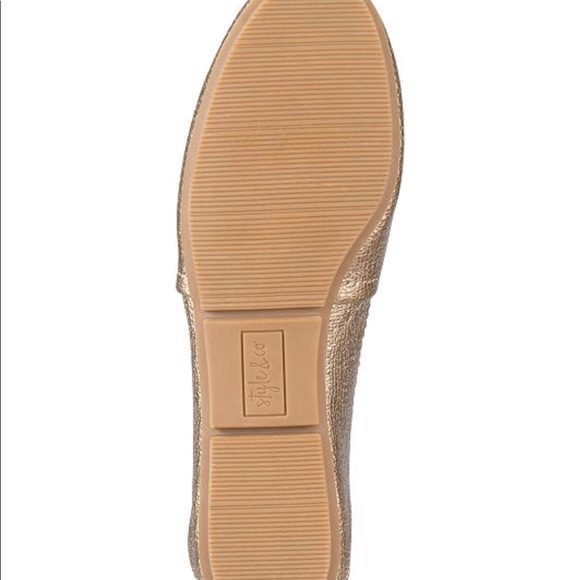 🎉🎉Host Pick🎉🎉 Style & Co Shoe NIB - Picture 3 of 5